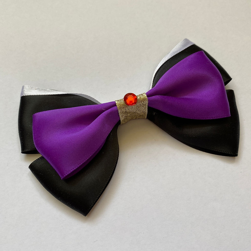 Thumbnail: Evil Queen inspired hair bow