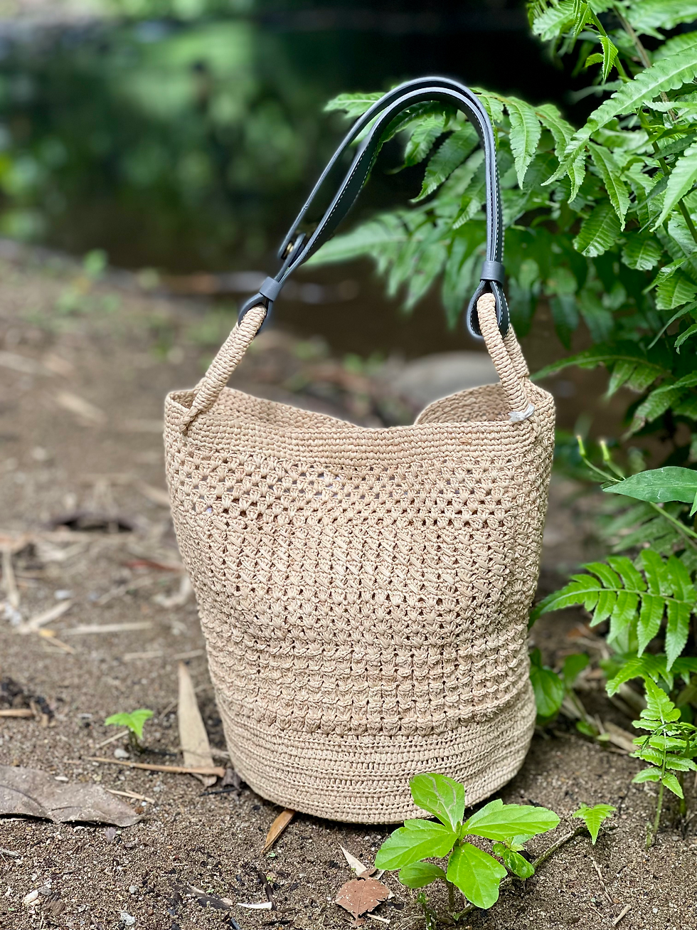 Miniature : HANA ACAY - Sac seau - Porté épaule - Anse cuir - Gris