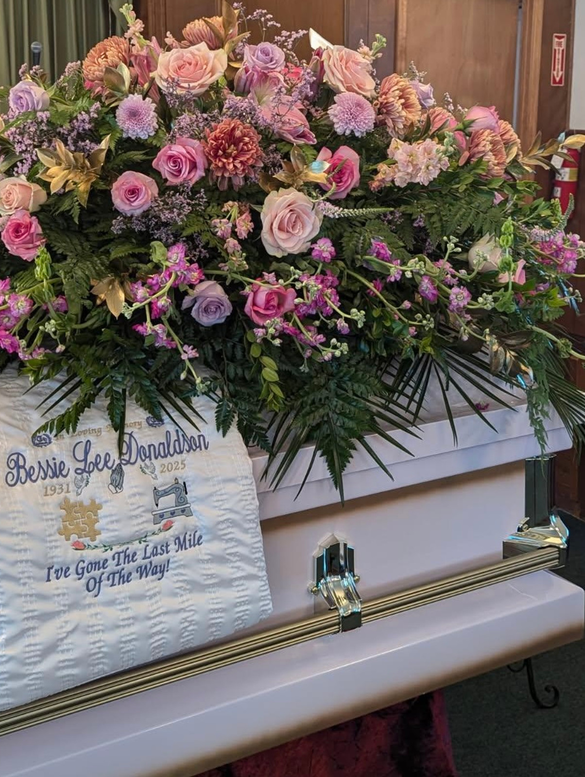Custom Design Casket Spray