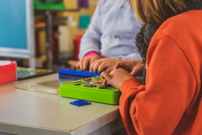 Foto van spelende kinderen