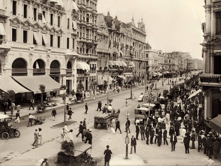 Entre 1889 e 1930, a elite carioca buscava redefinir a imagem da recém-proclamada República brasileira, apresentando um país moderno e europeizado.