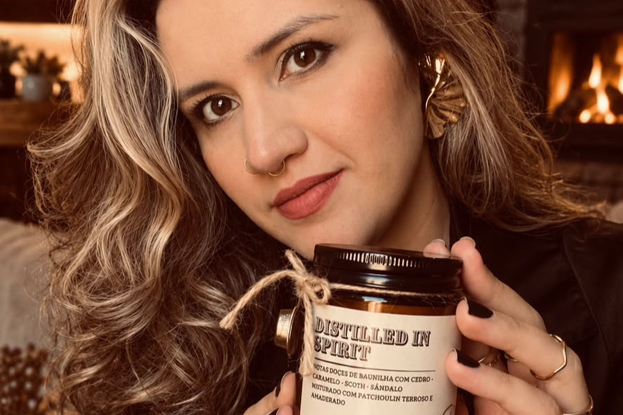 Luz, alma e propósito: a inspiradora trajetória de Gabi Félix na criação de velas artesanais