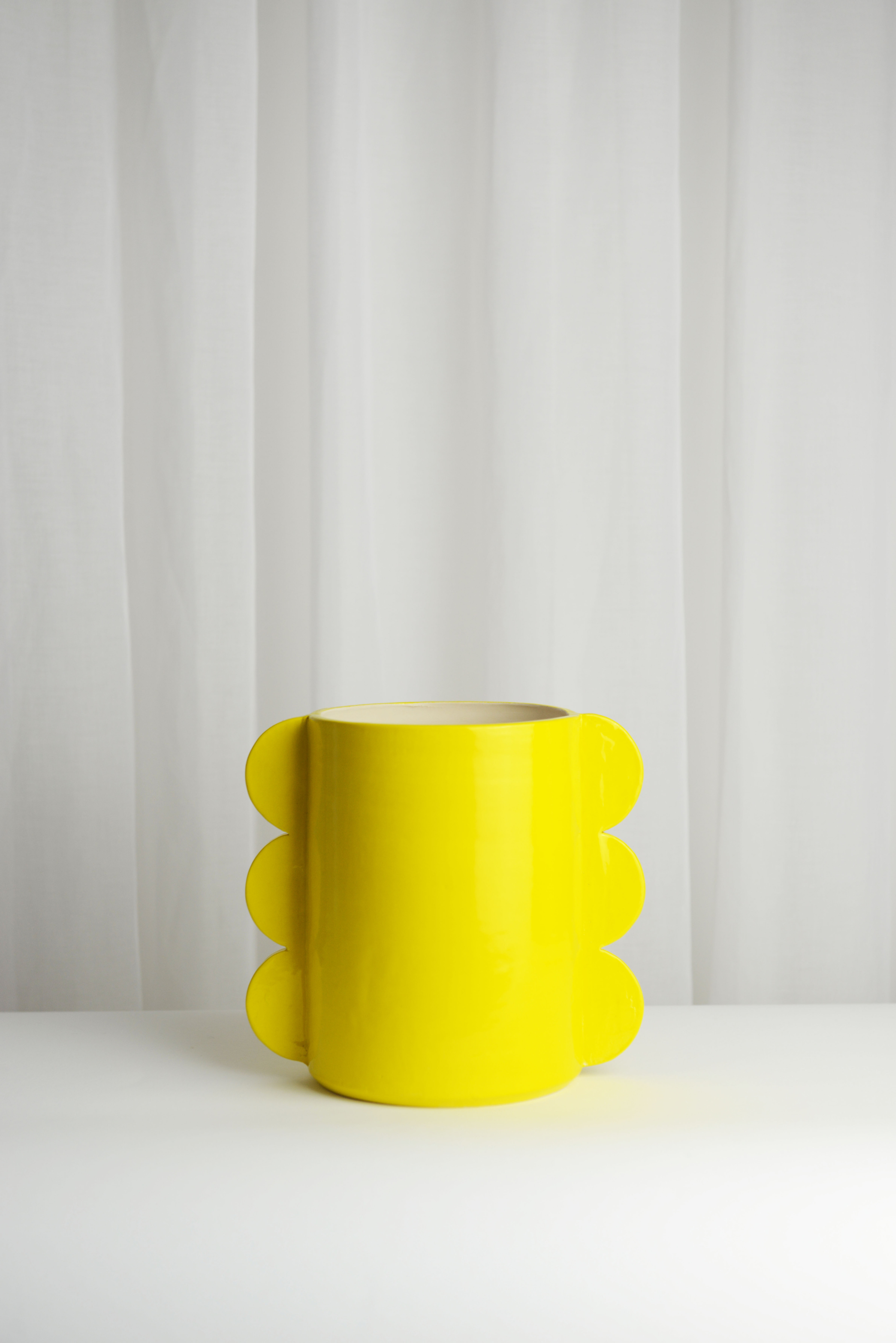 Vase jaune demi disques