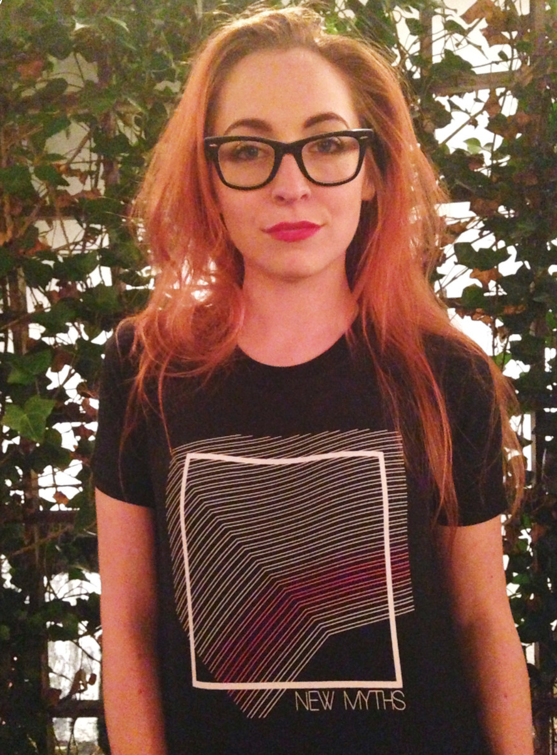 NEW MYTHS GRADIENT TEE