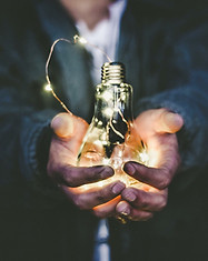 riccardo-annandale-7e2pe9wjl9m-unsplash.