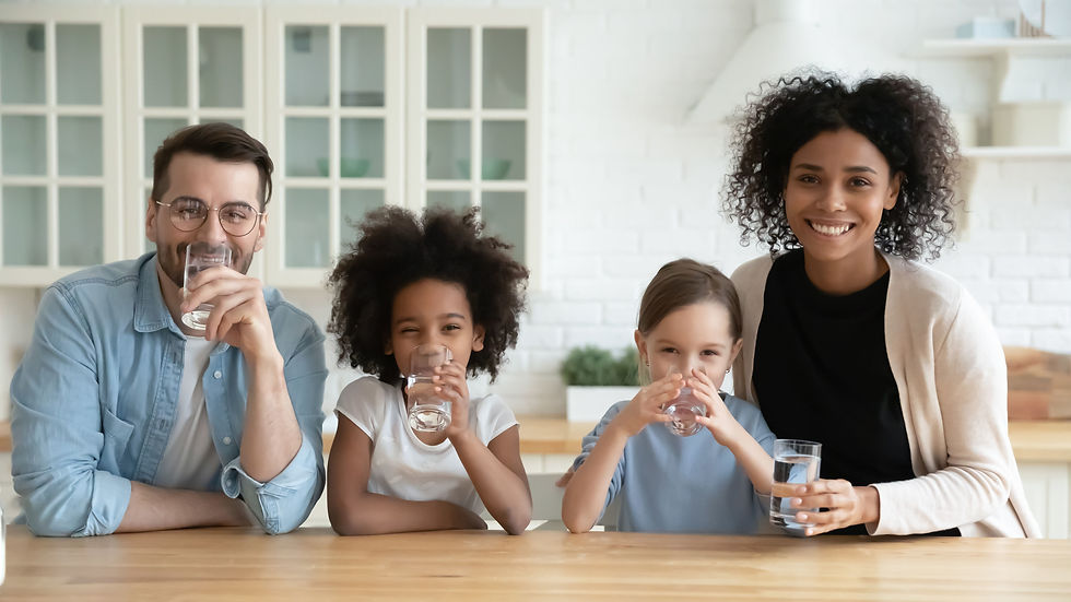 family_water_158984927.jpg