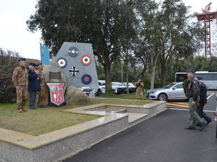 A.A.A. - Aviatori d'Italia Sezione di Cagliari e Nucleo di Sinnai in visita al RSSTA di Decimomannu