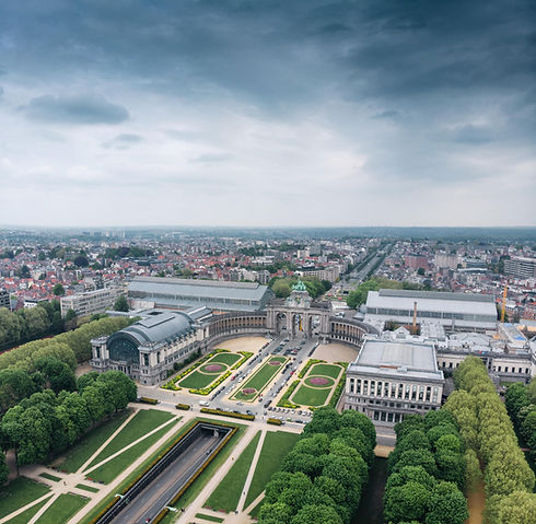 Une vue aérienne du Parc du Cinquantenaire à Bruxelles