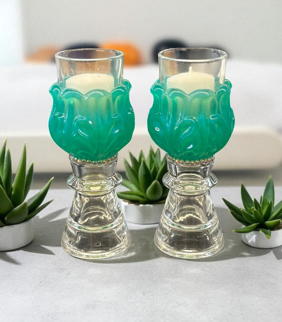 Thumbnail: Flower Candle Holder Set