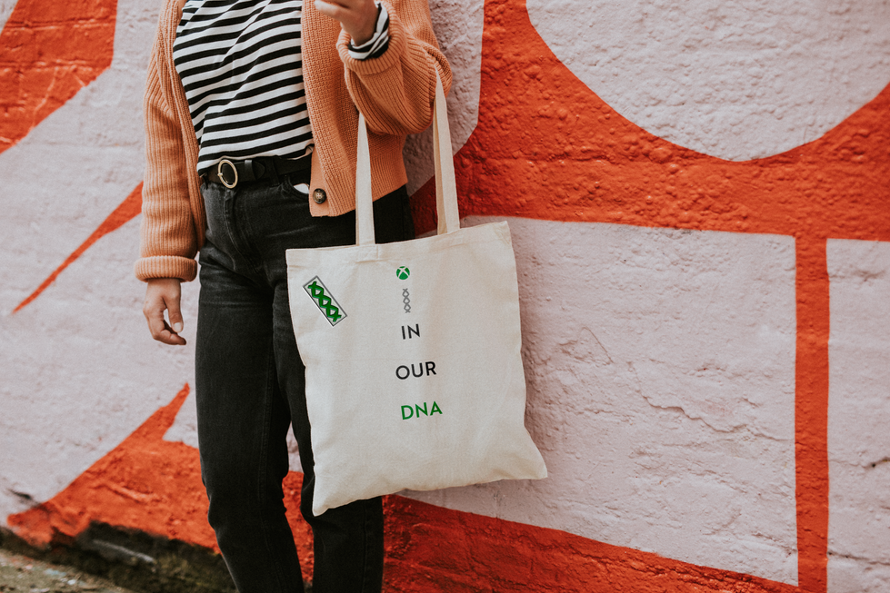 bag with pin