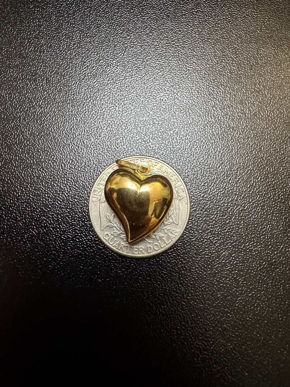 Thumbnail: Heart Gold Pendant
