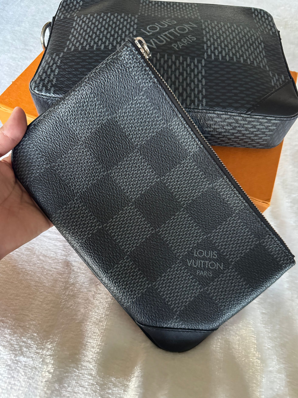 Thumbnail: Messenger Trio Damier Graphite