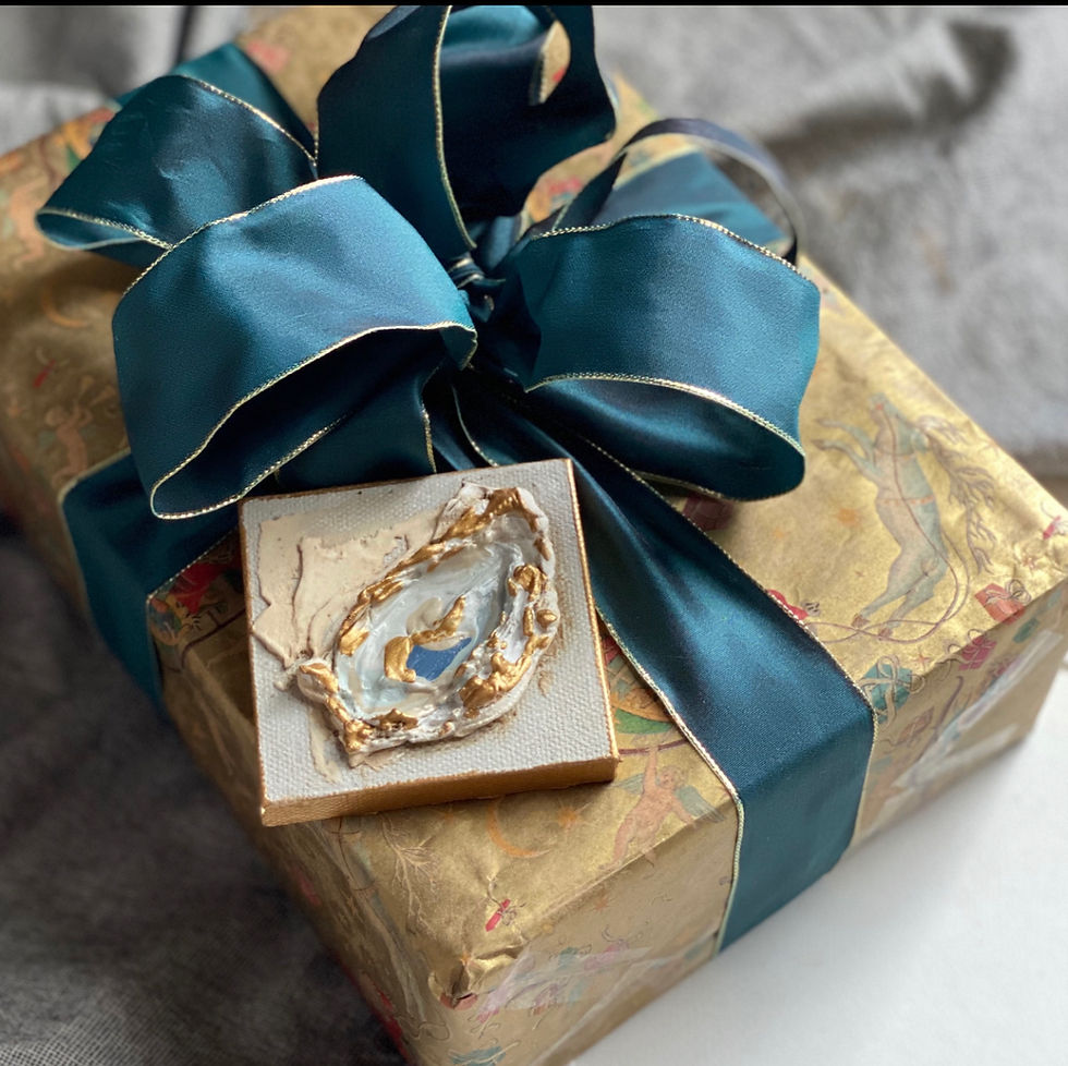 Thumbnail: Sculpted Oyster Bauble