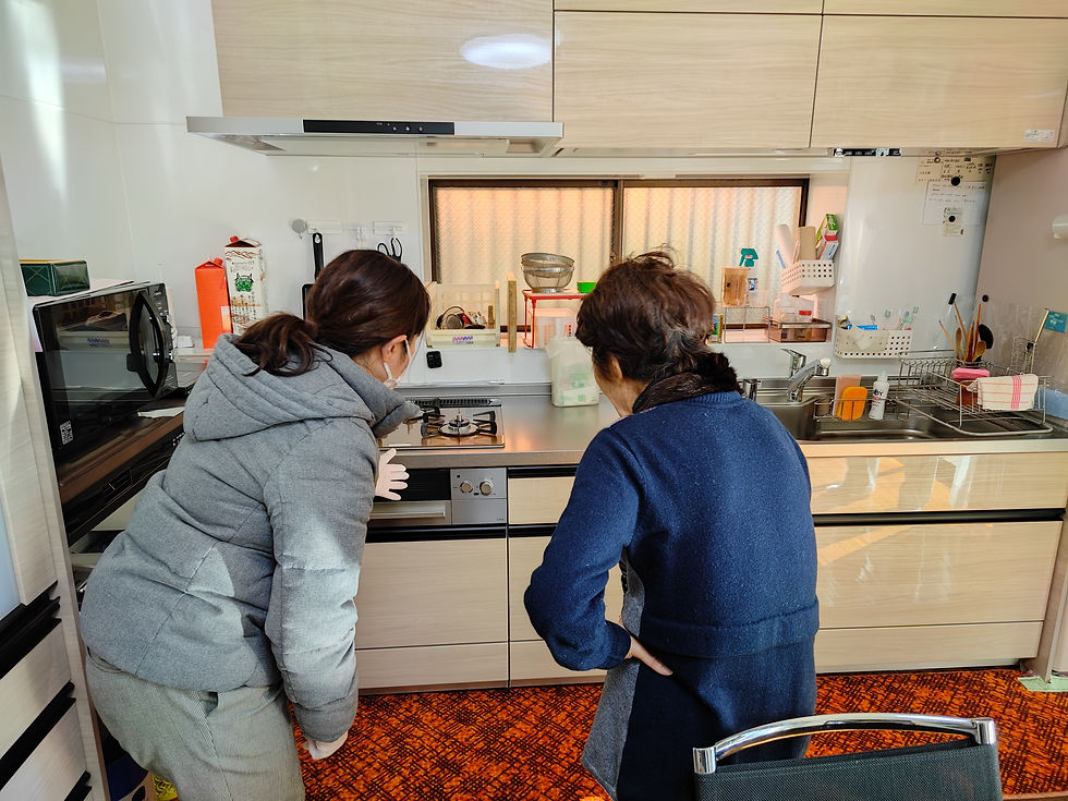 右上の棚に注目!