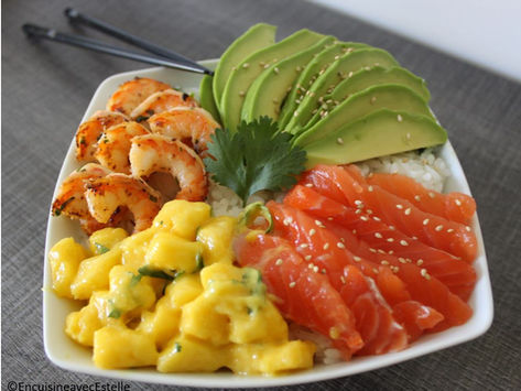 Poke bowl saumon avocat & mangue