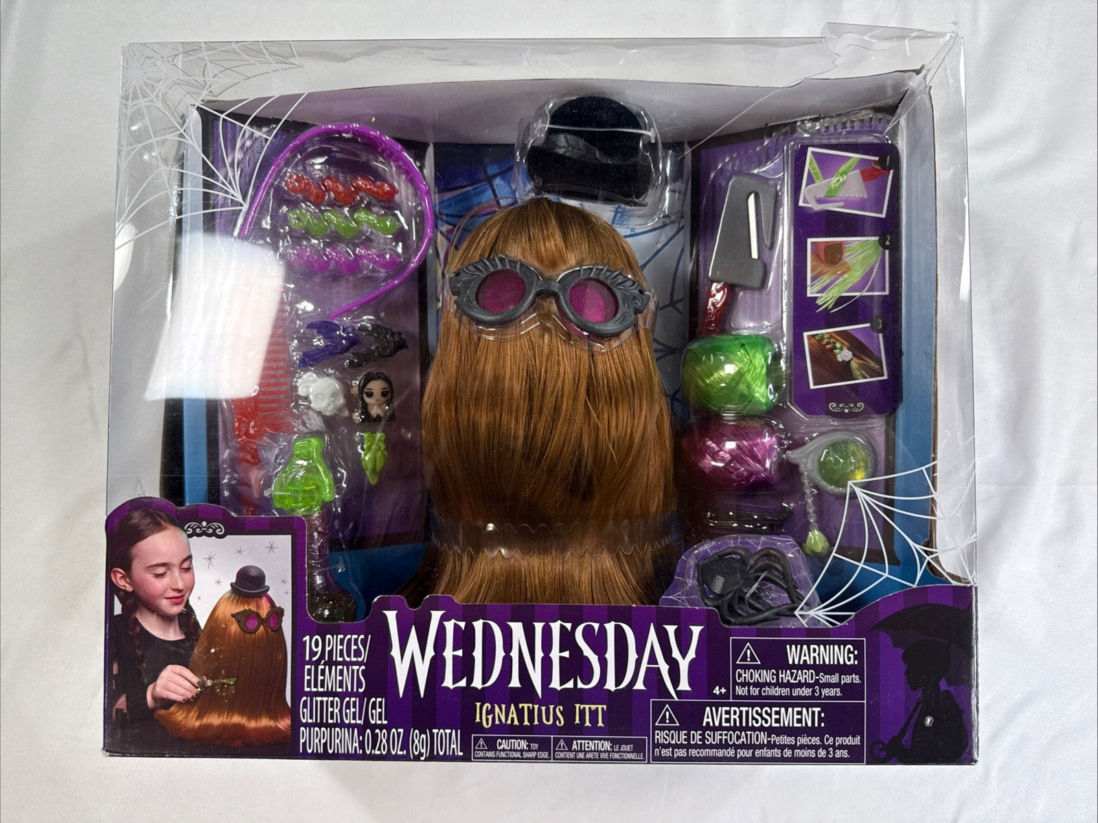 Wednesday Ignatius Itt Styling Head w/ Hat Brush New Unopened box (damaged box)