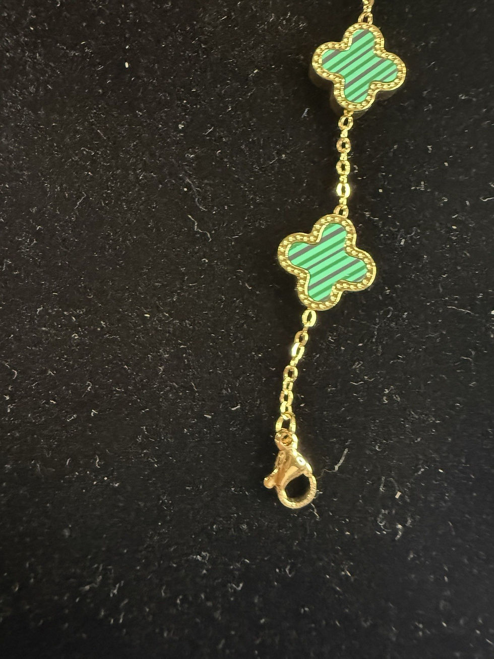 Thumbnail: 8.75 Inch Green Clovers Fashion Bracelet