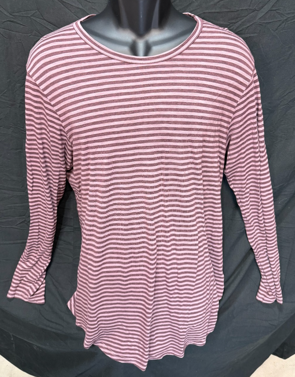 GOODLIFE Men's Long Sleeve Crew Neck T-Shirt, Burgundy Stripe, Size Large