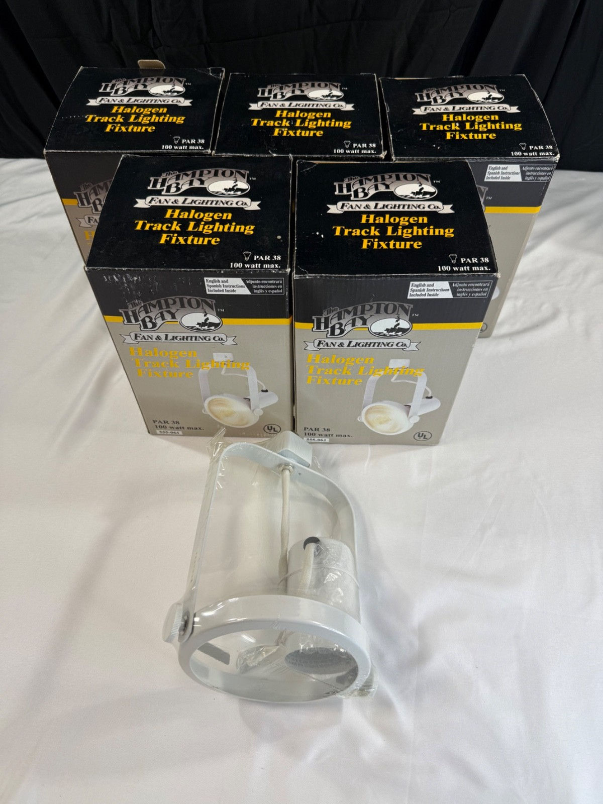 The Hampton Bay Fan & Lighting Co. Halogen Track Lighting Fixture Par 38 (5 Pack