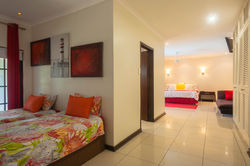 Deluxe en suite Spa bath & shower