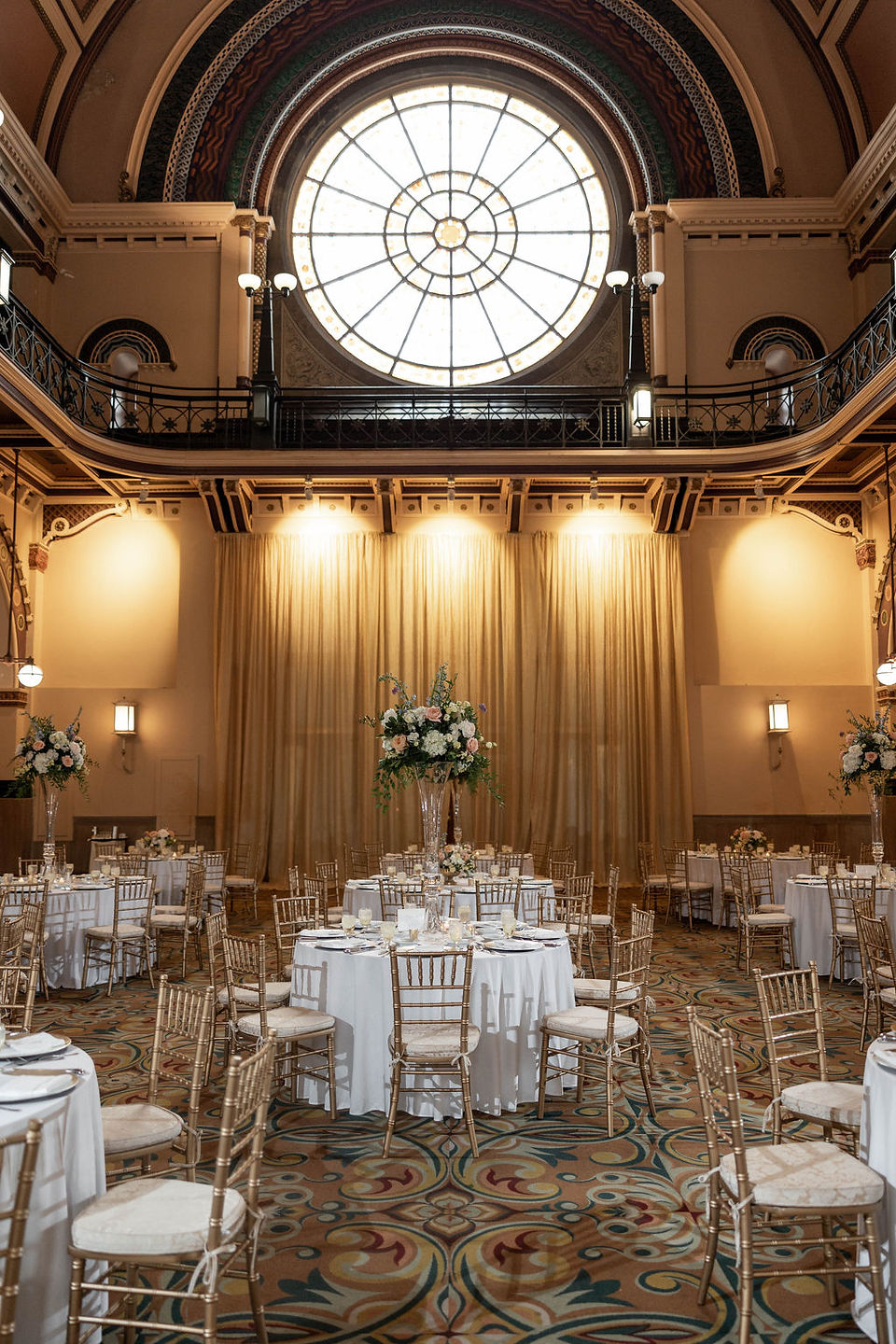 Crowne Plaza Union Station Recpetion