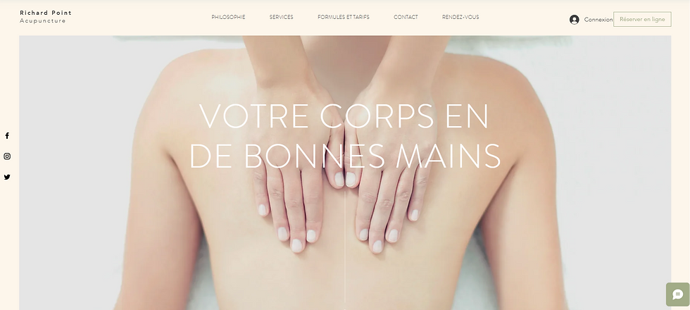 Un menu de site web clair et bien organisé avec une jolie photo et un texte bien rédigé