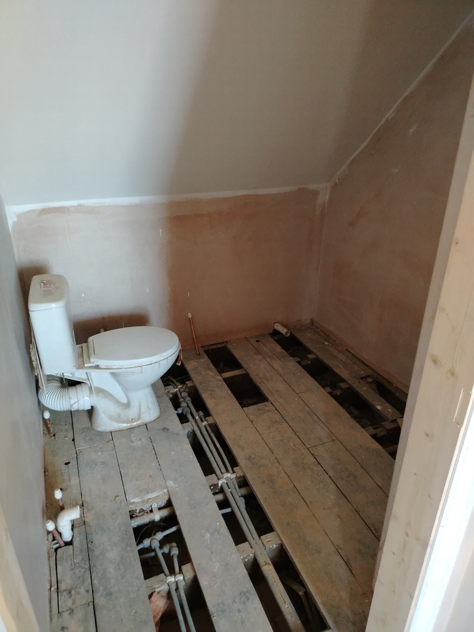 Bathroom renovation before
