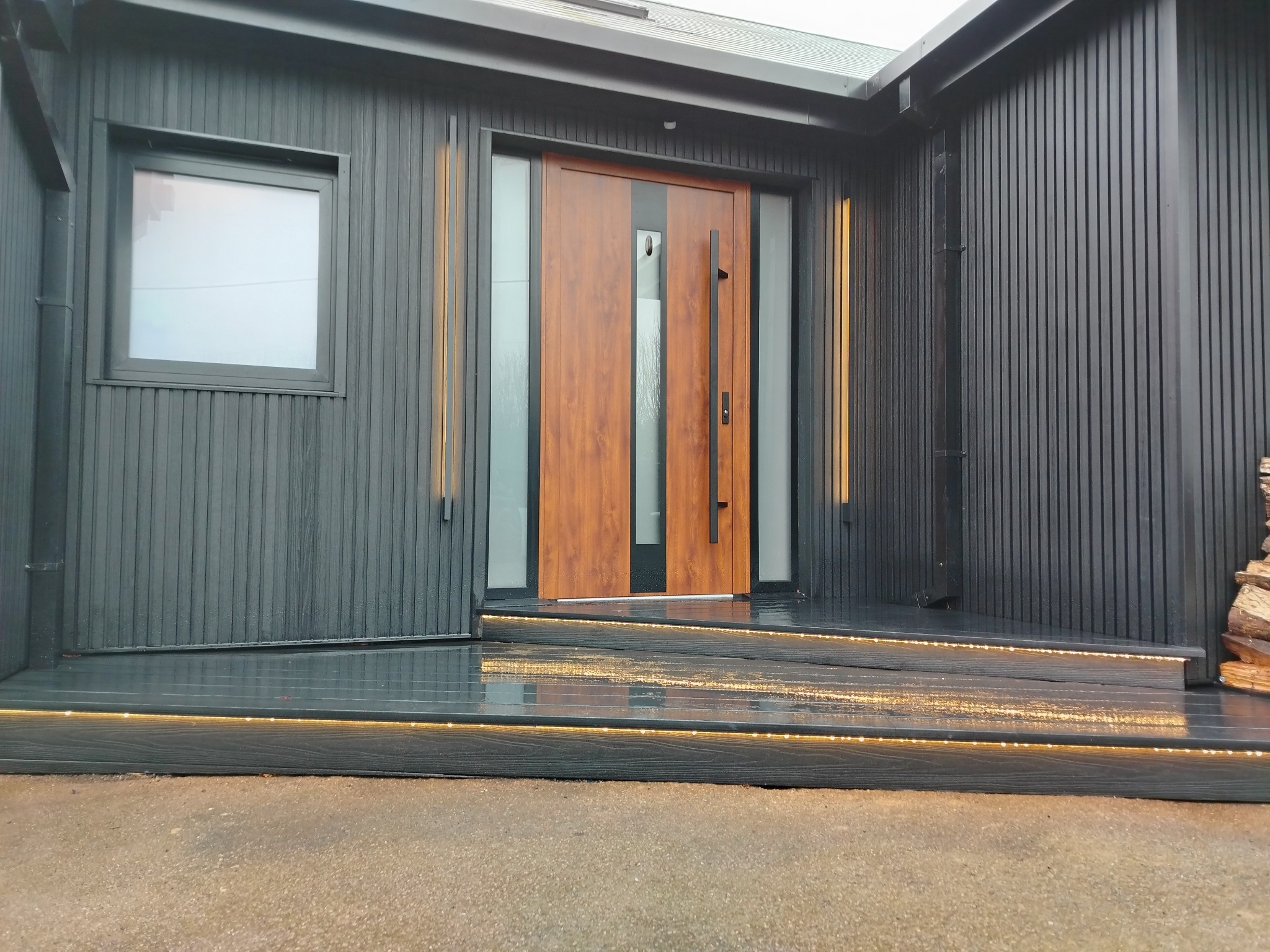 Exterior entrance project