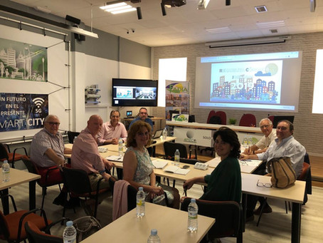 REUNION SALON APIECO