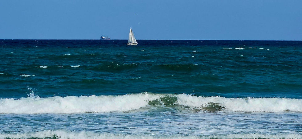 Pe fâșia de litoral românesc dintre Eforii