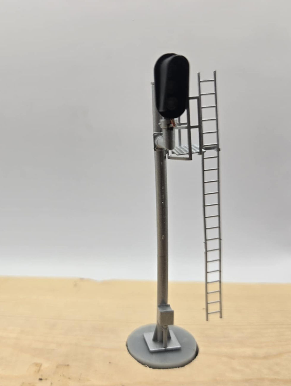 Thumbnail: Atlas Single Mast Signal Mount