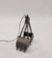 HO Scale Clamshell Bucket 4ft Wide Posable
