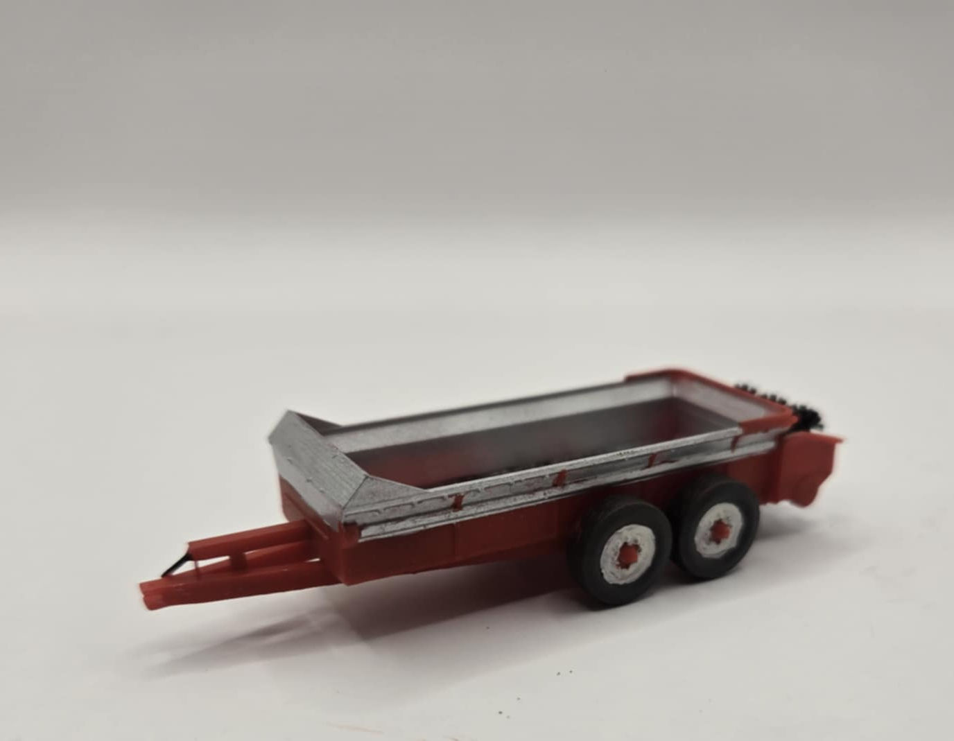 HO Scale Manure Spreader