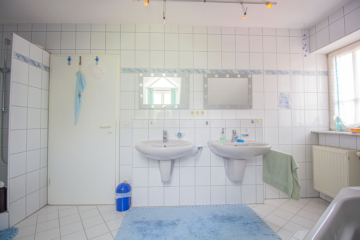 VERKAUFT: Lage, Lage, Lage - traumhaftes Einfamilienhaus mit ELW in Hanglage – Foto 44