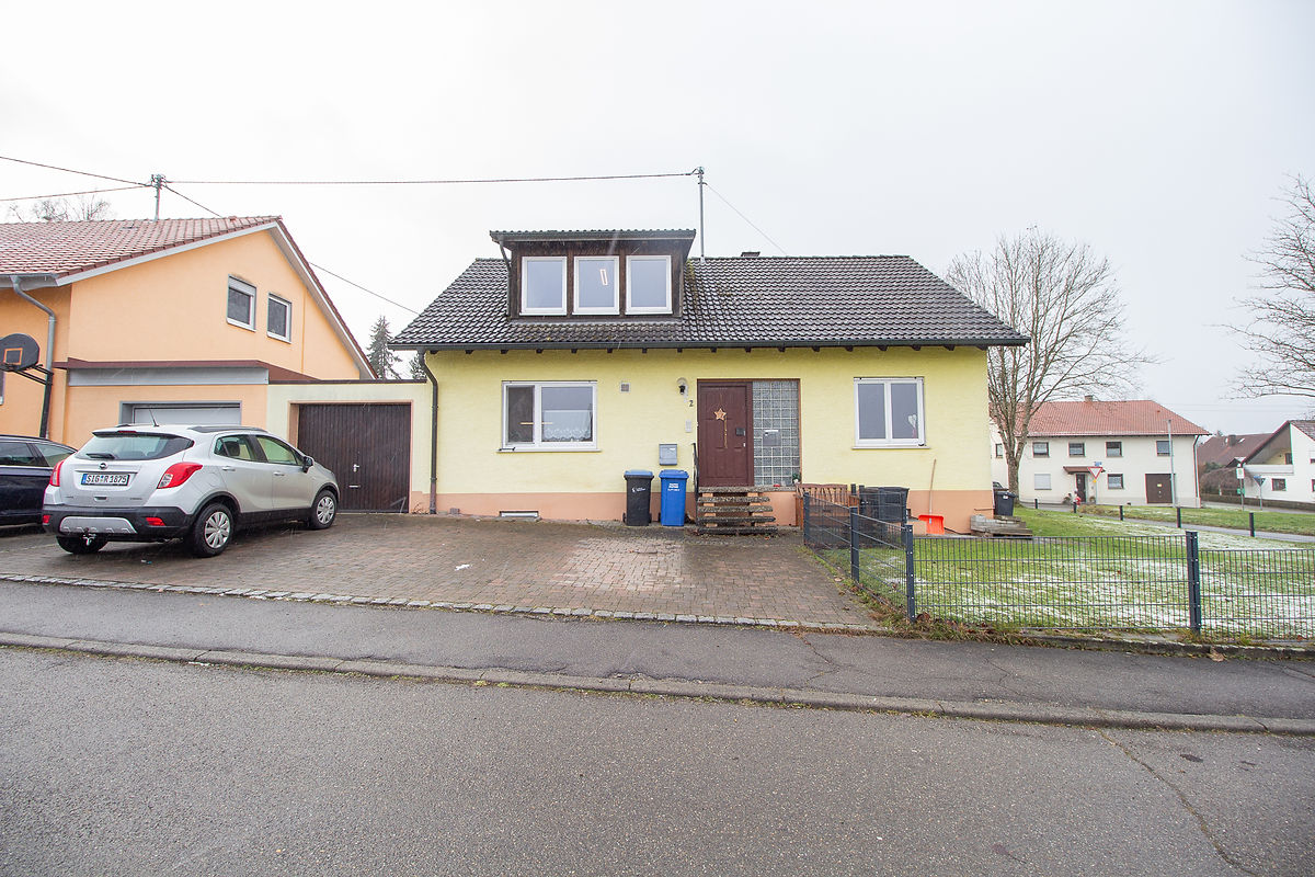 VERKAUFT: Großzügiges Einfamilienhaus mit Einliegerwohnung in Wald – Foto 38