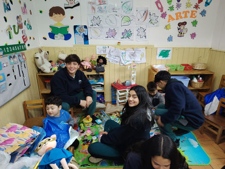 Proyecto Solidario Alumnos de Segundo Medio CVA