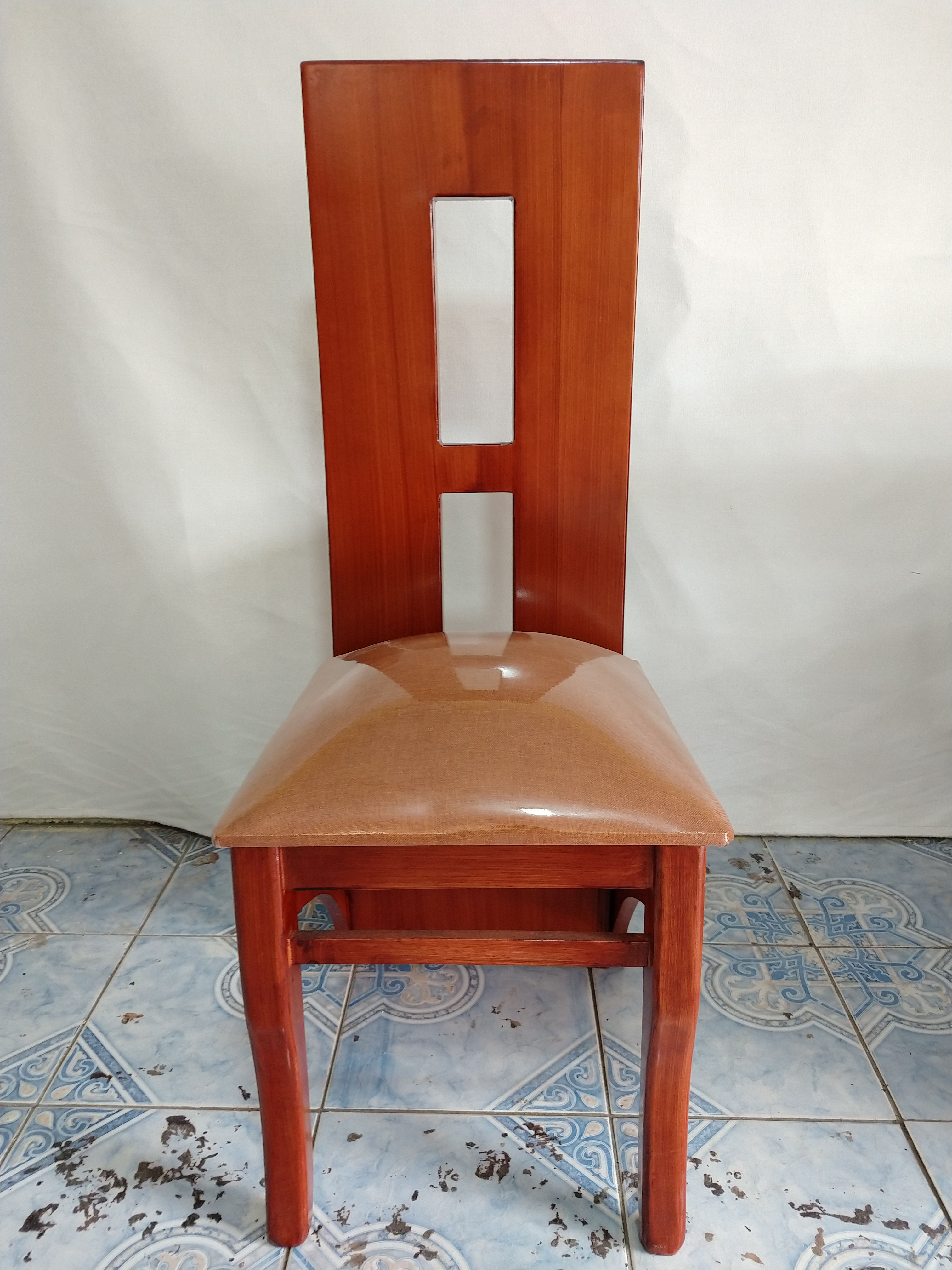 Silla Lineal Para Comedor De Madera