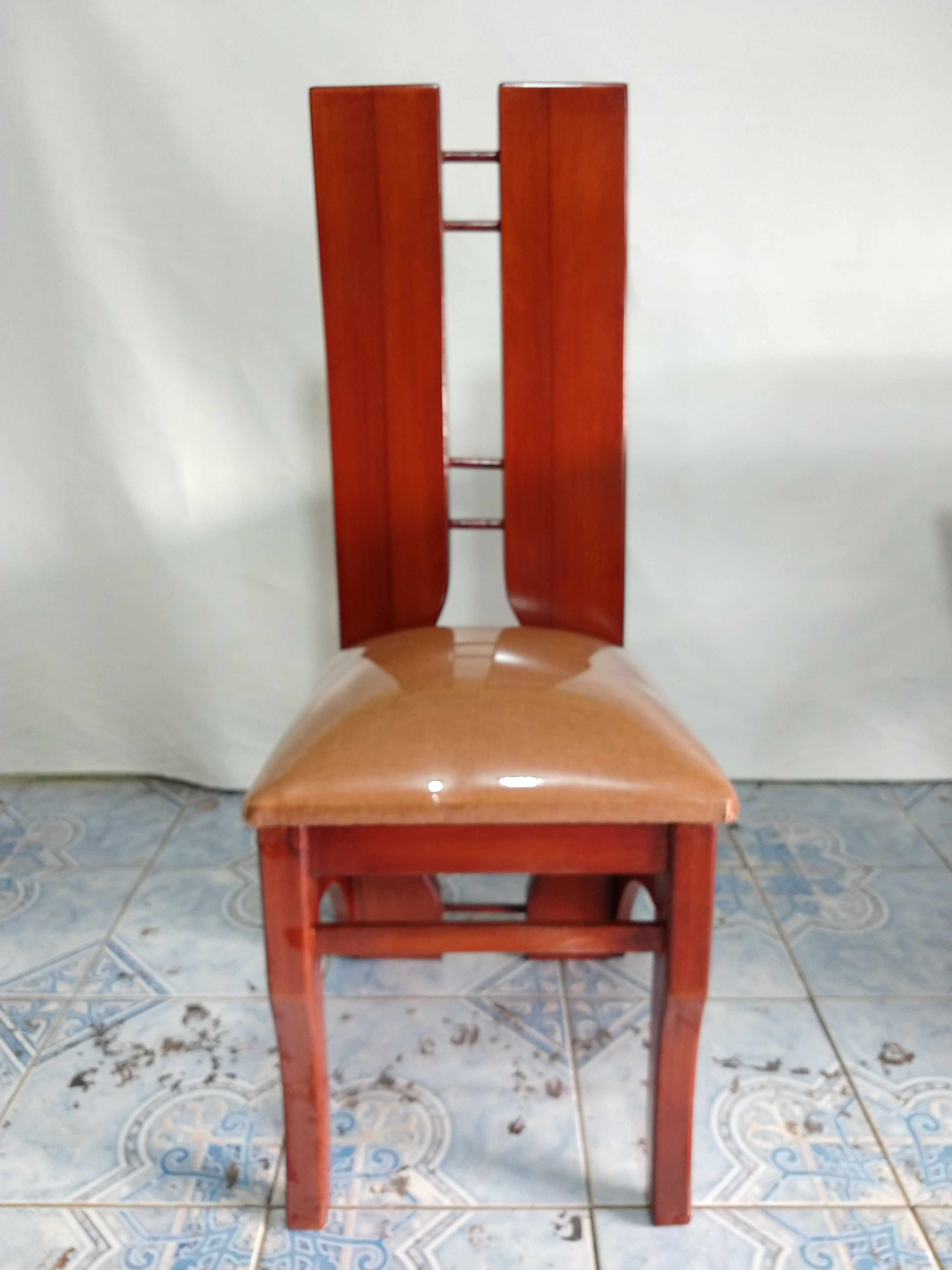 Silla Lineal Para Comedor De Madera