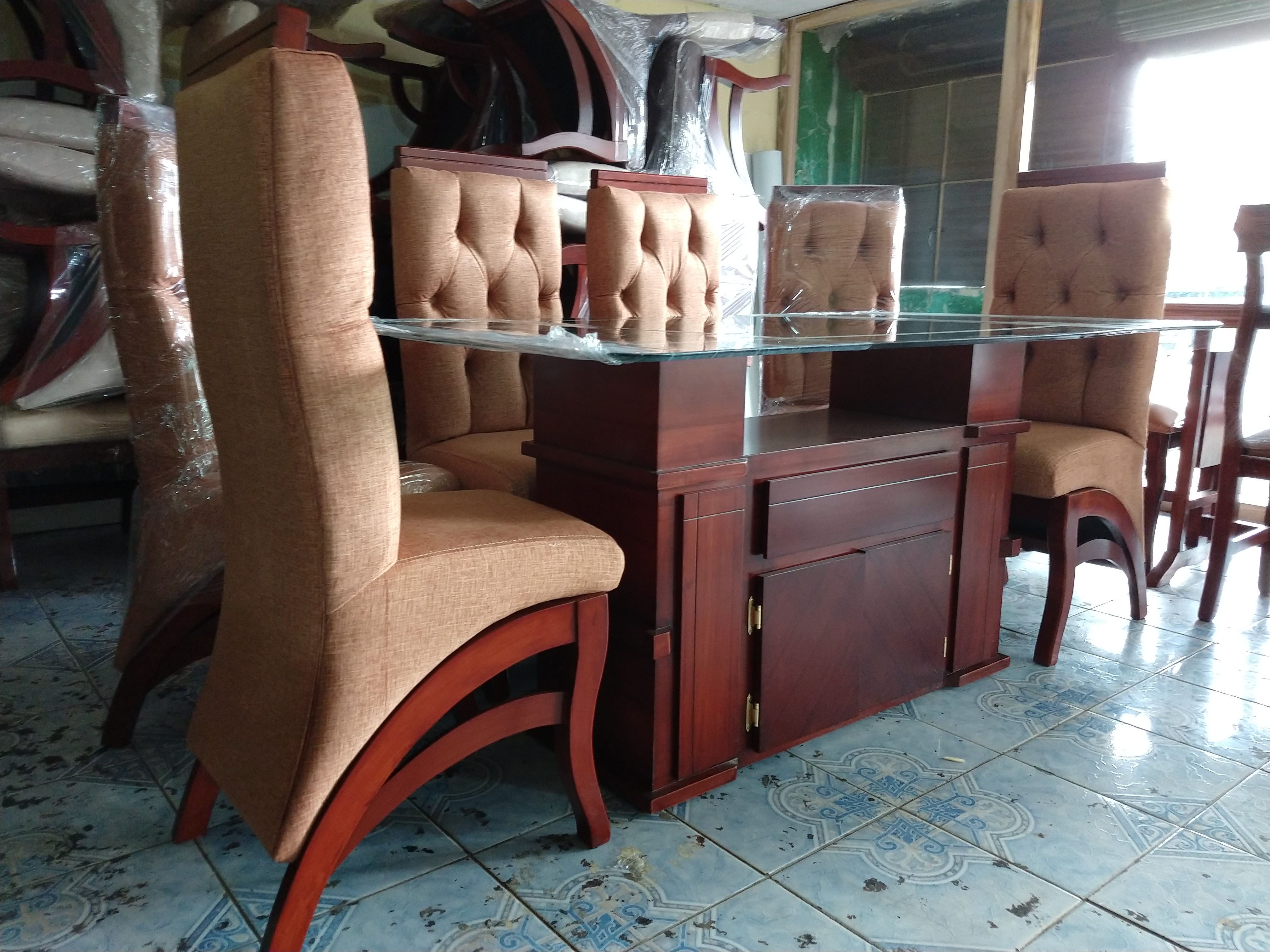 Juego De Comedor De 6 Puestos, Tablero De Vidrio + 6 Sillas + Envió Gra