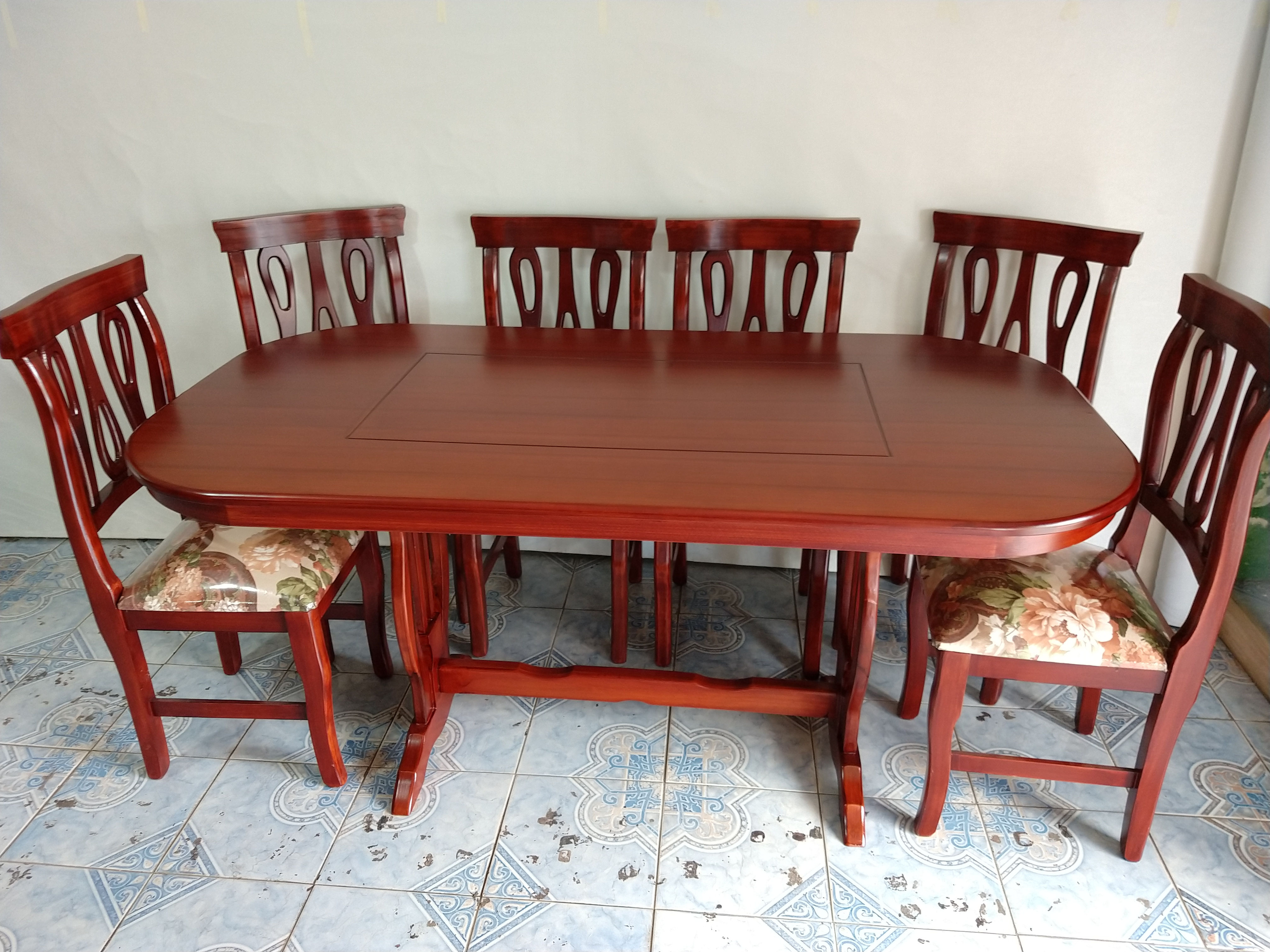 Juego De Comedor De 6 Puestos, Tablero De Madera + 6 Sillas + Envió Gratis