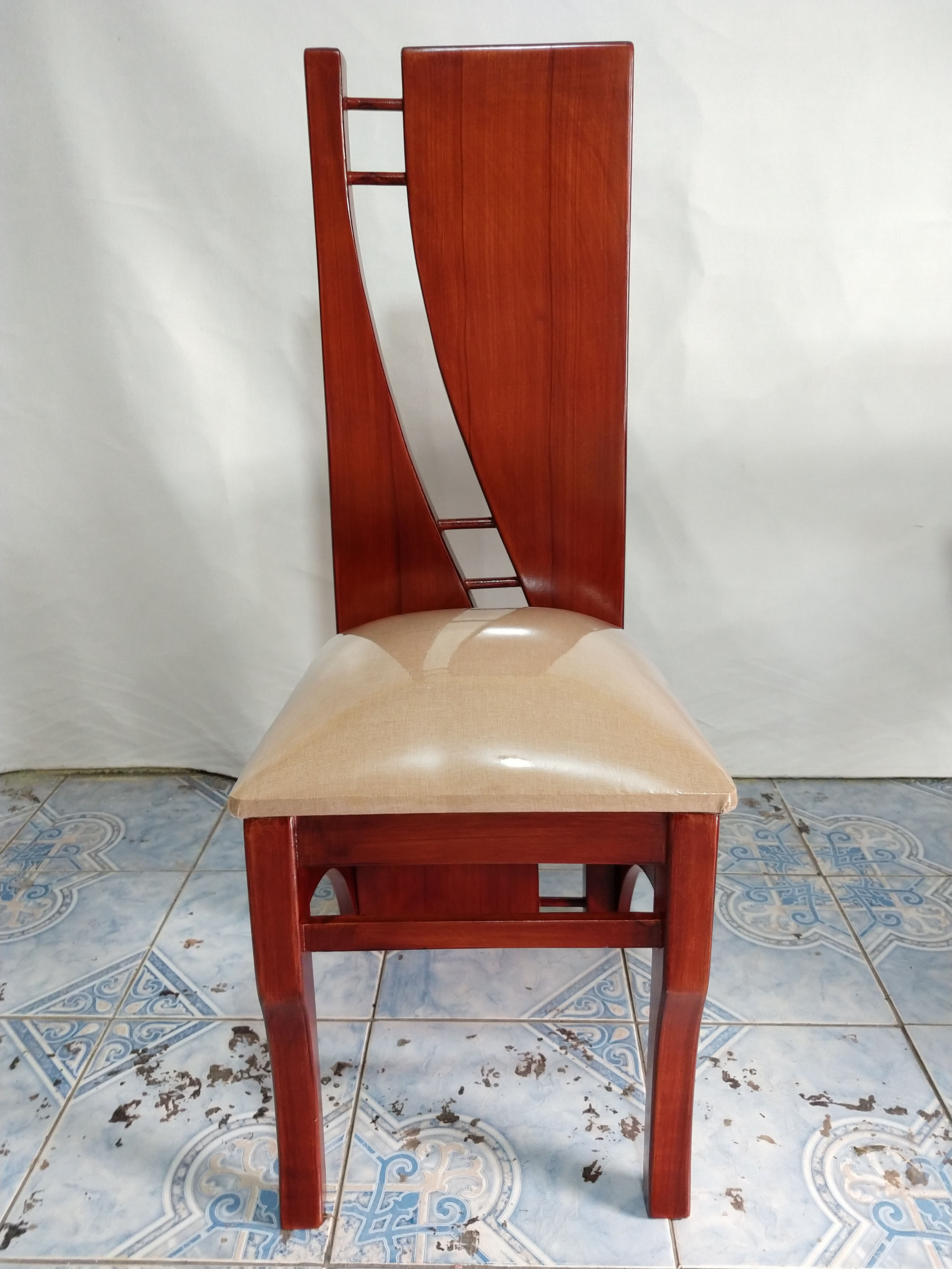 Silla Lineal Para Comedor De Madera