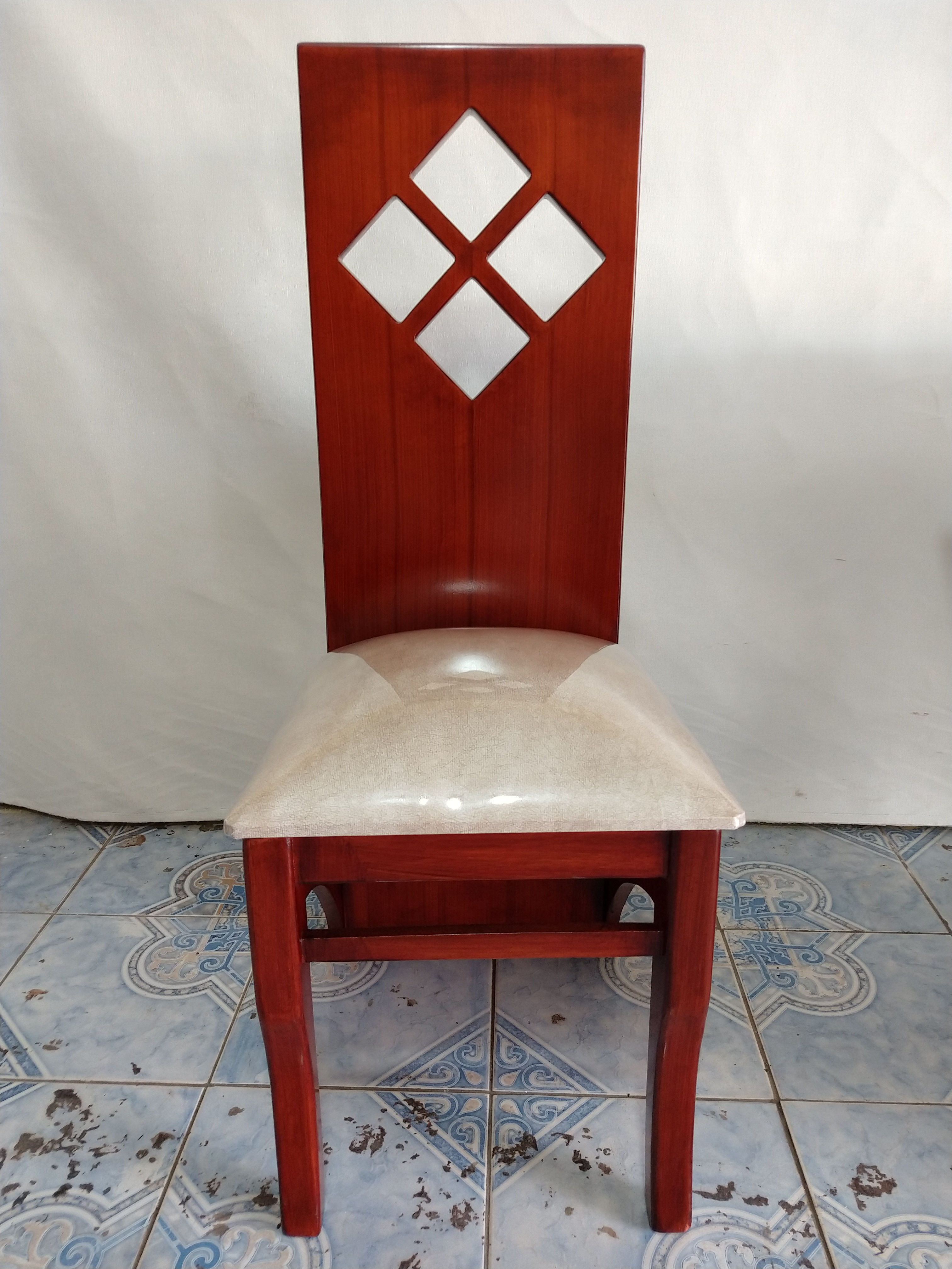 Silla Lineal Para Comedor De Madera