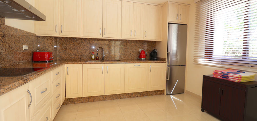 garden kitchen 1.JPG