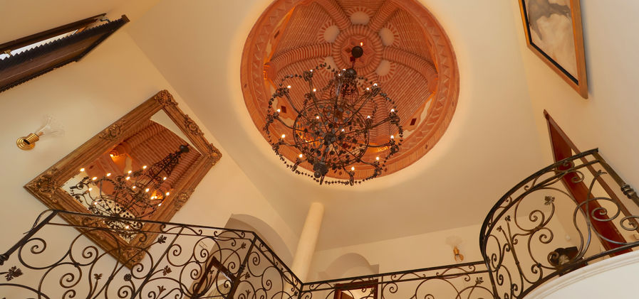 hallway dome 2 .JPG