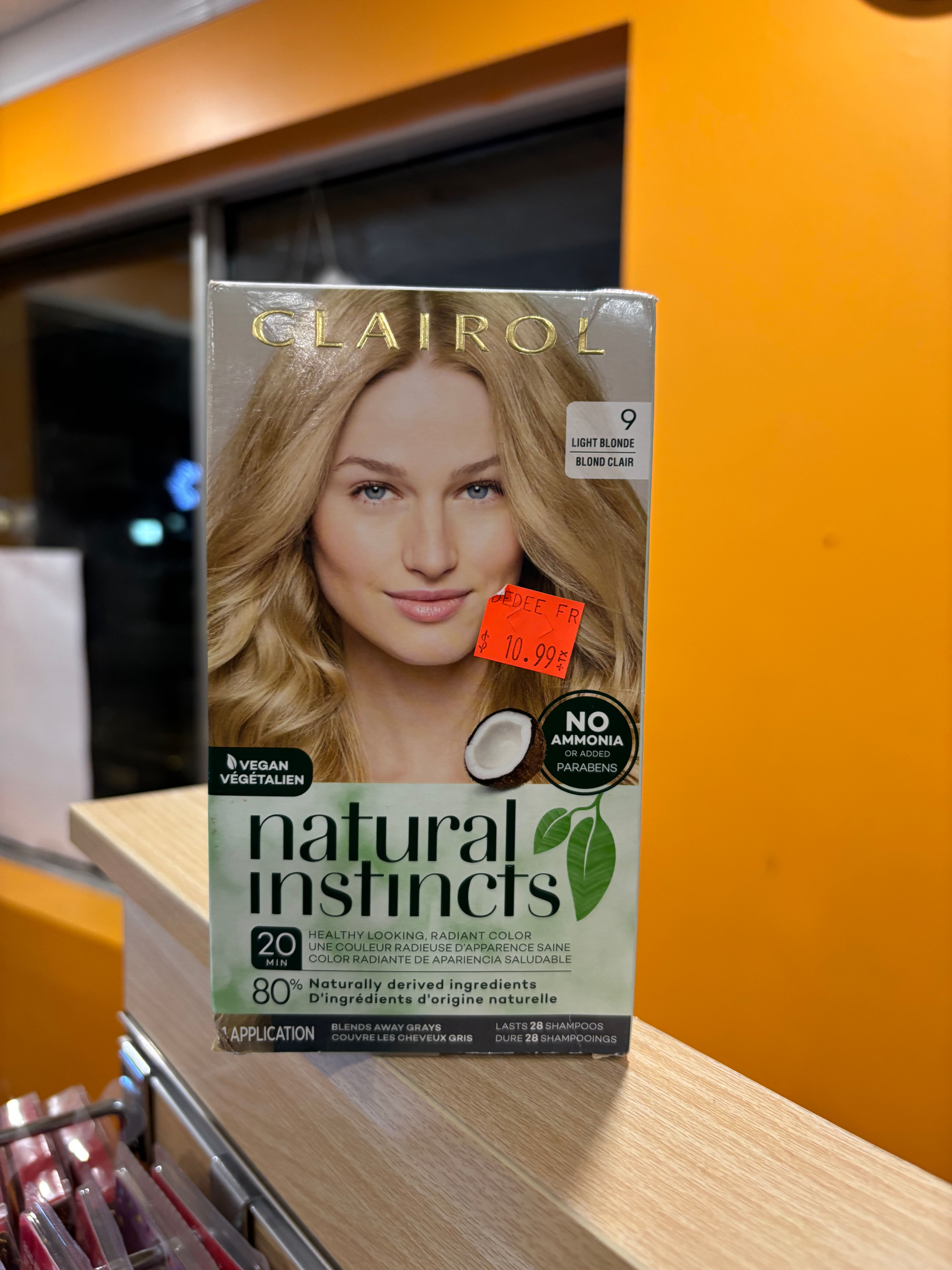 Clairol Natural Instincts - Light Blonde #9