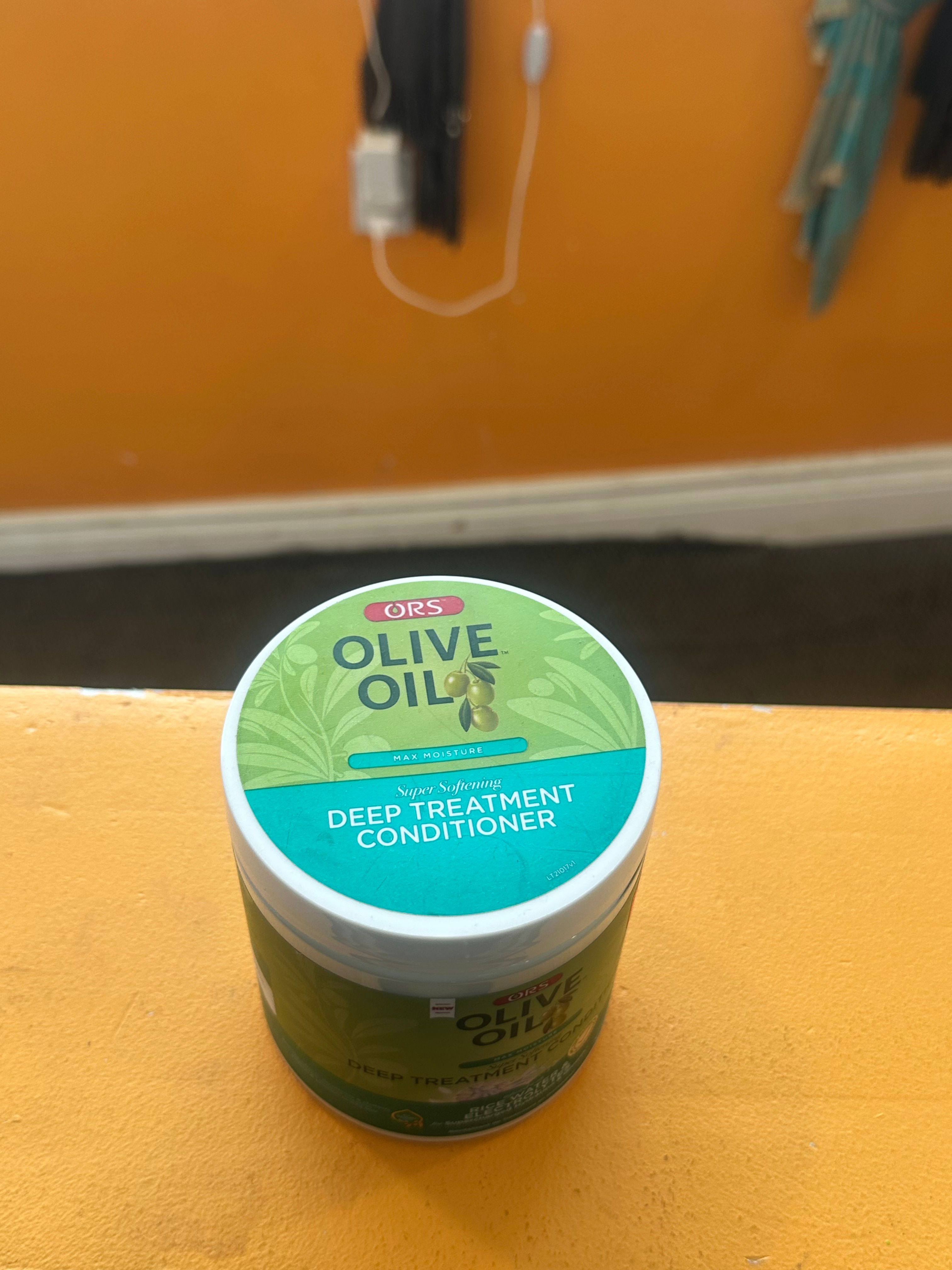 ORS Olive Oil Max Moisture Deep Treatment Conditioner 567oz (20oz)