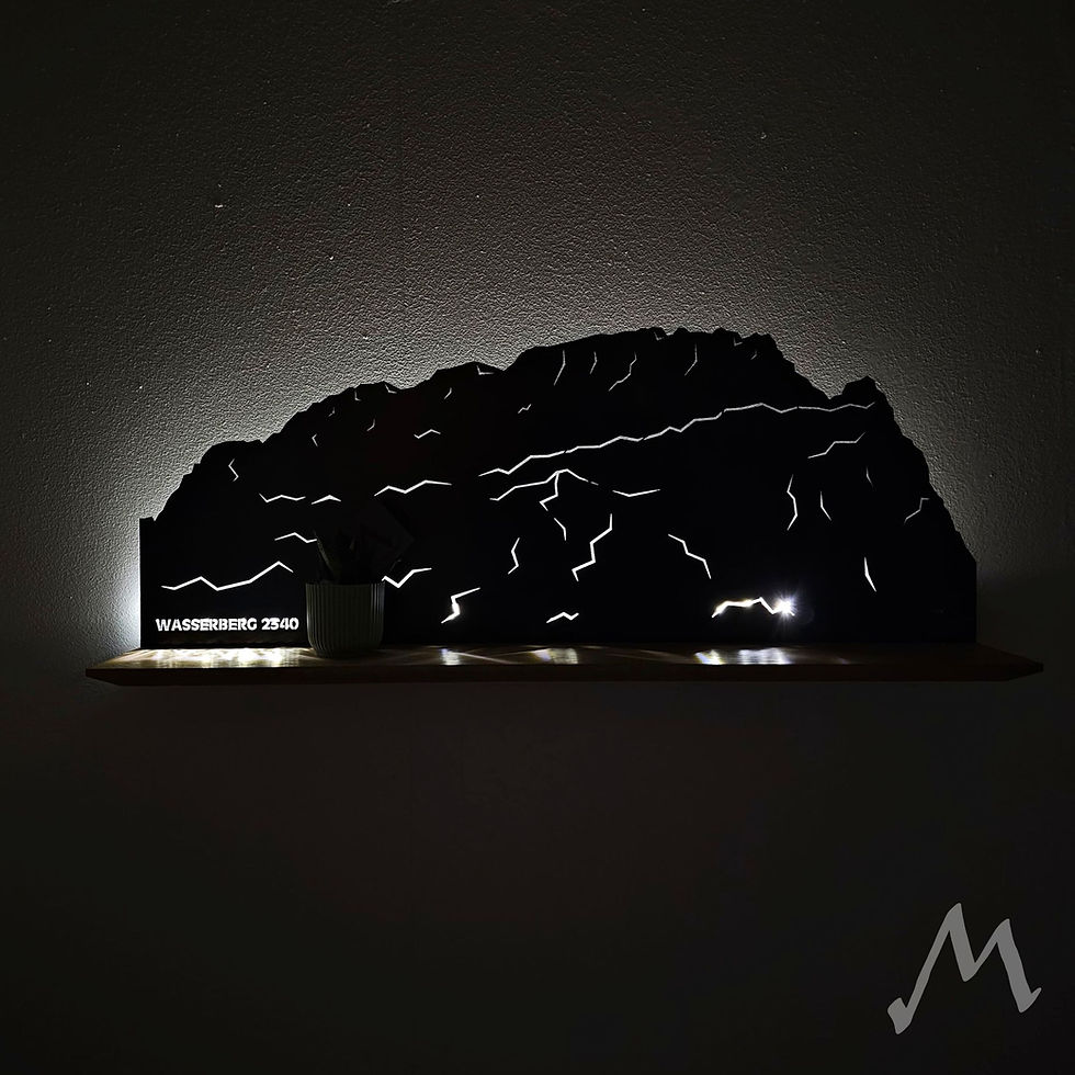 Miniaturbild: Berg Wasserberg Wandbild aus Stahl mit Holzablage und optionaler Garderobe