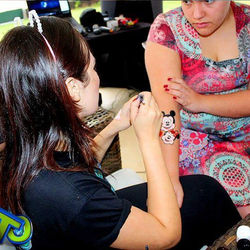 Solicite-nos um orçamento através do e-mail contato_tiobetofesta