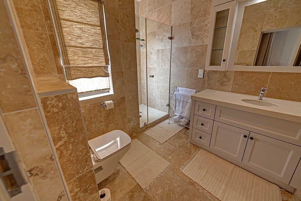 Lagoon Suites Room No.2