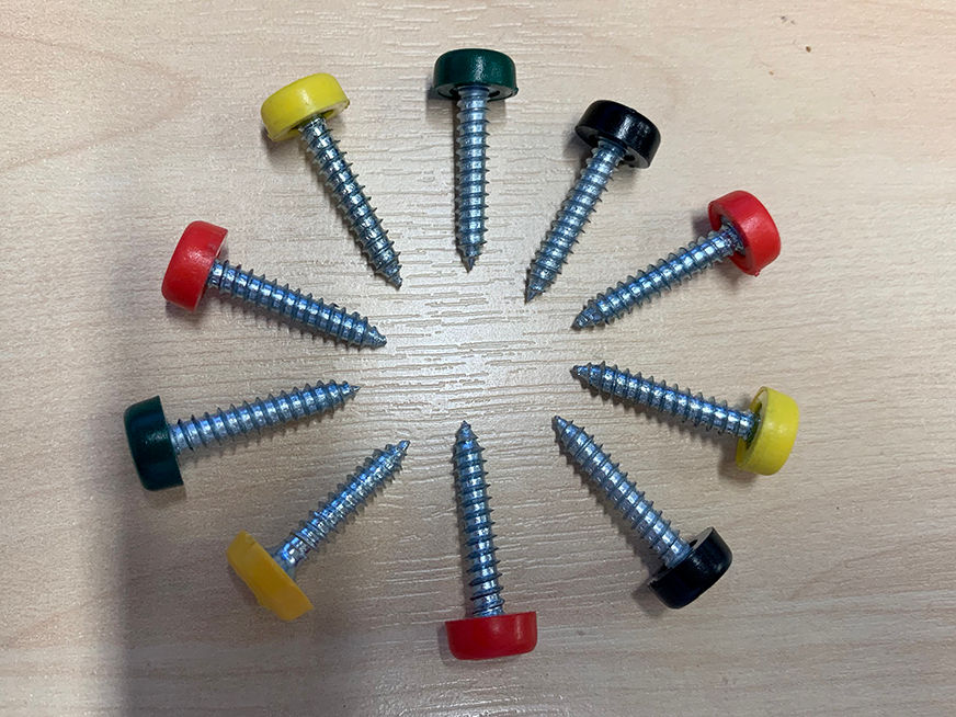 Coloured screws - Fixing